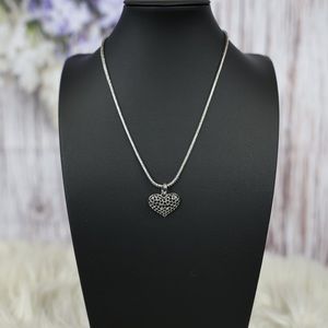 Silvertone Black onyx stone’s necklace